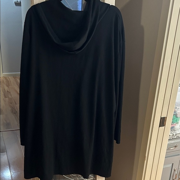 Croft & Barrow Black Textured Top - Picture 3 of 6